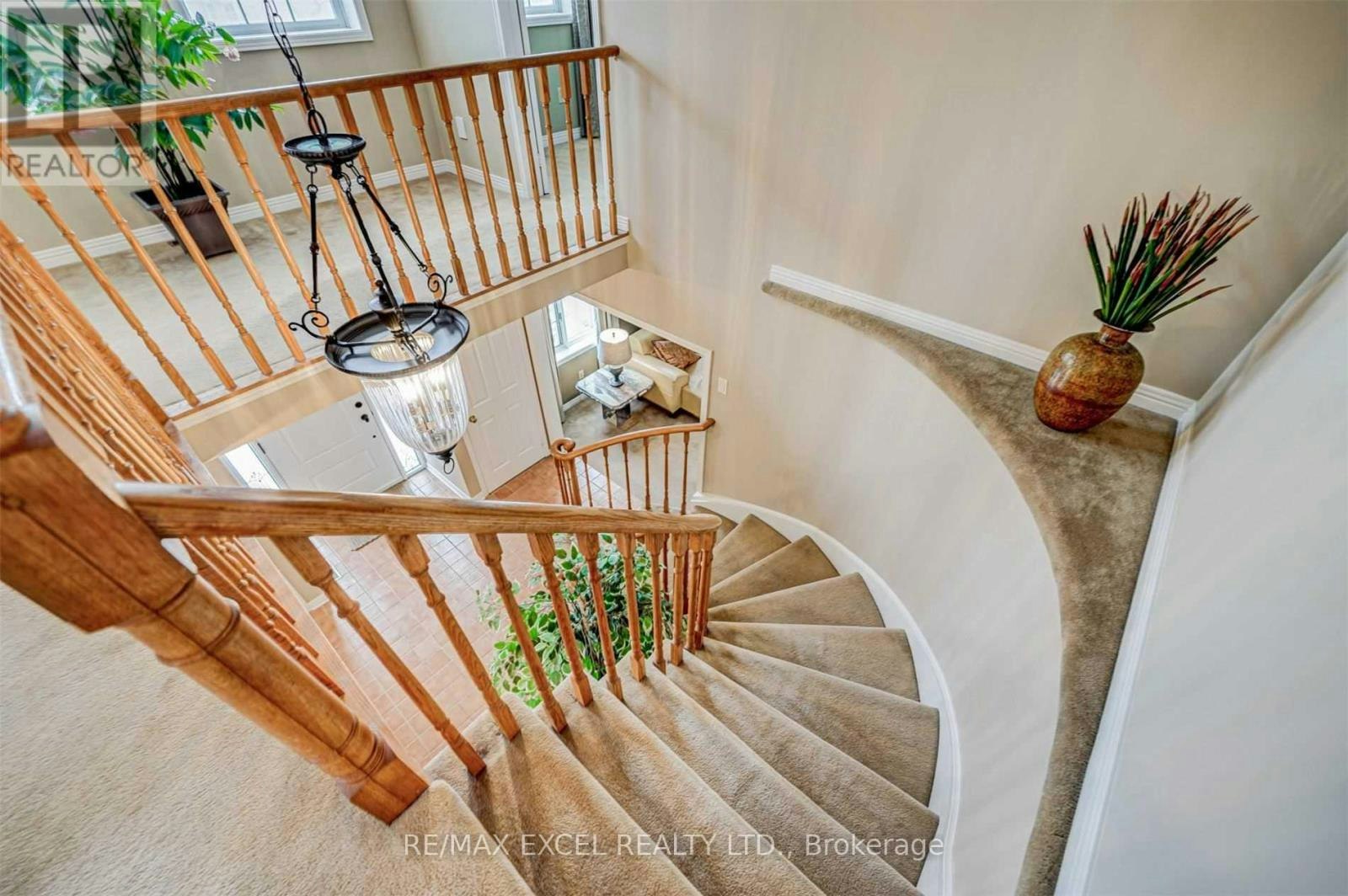 36 Hedgewood Drive, Markham, ON, L3R 6J6 - 11