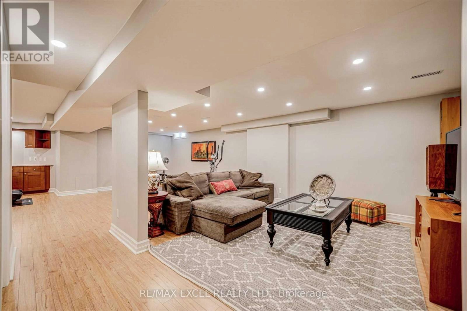 36 Hedgewood Drive, Markham, ON, L3R 6J6 - 25