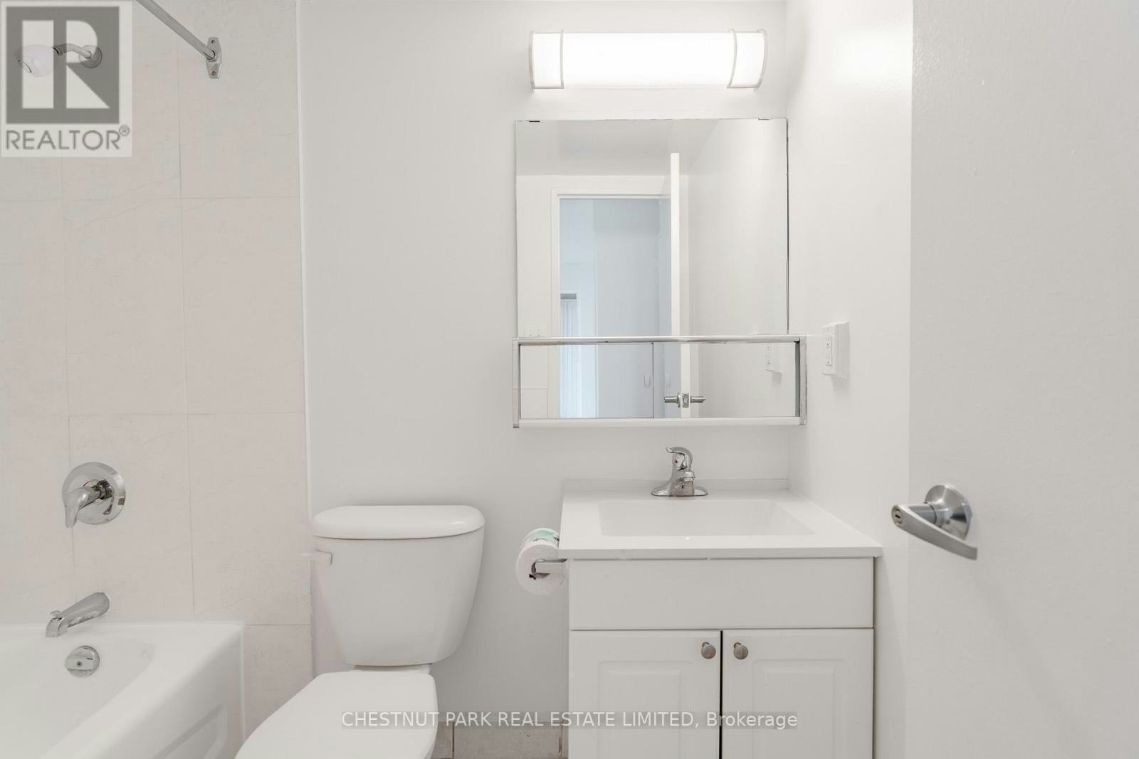 1412-150 Lakeshore Road W, Mississauga, ON, L5H 3R2 - 21