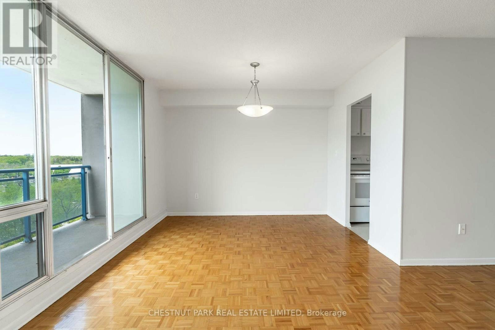 1412-150 Lakeshore Road W, Mississauga, ON, L5H 3R2 - 7
