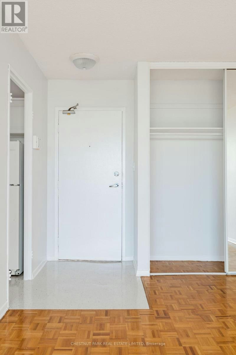 1412-150 Lakeshore Road W, Mississauga, ON, L5H 3R2 - 16