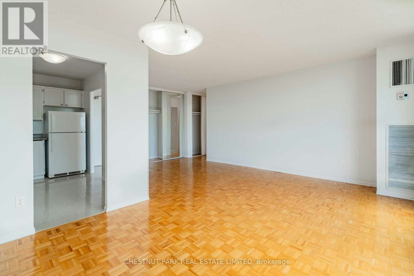 1412-150 Lakeshore Road W, Mississauga, ON, L5H 3R2 - 8