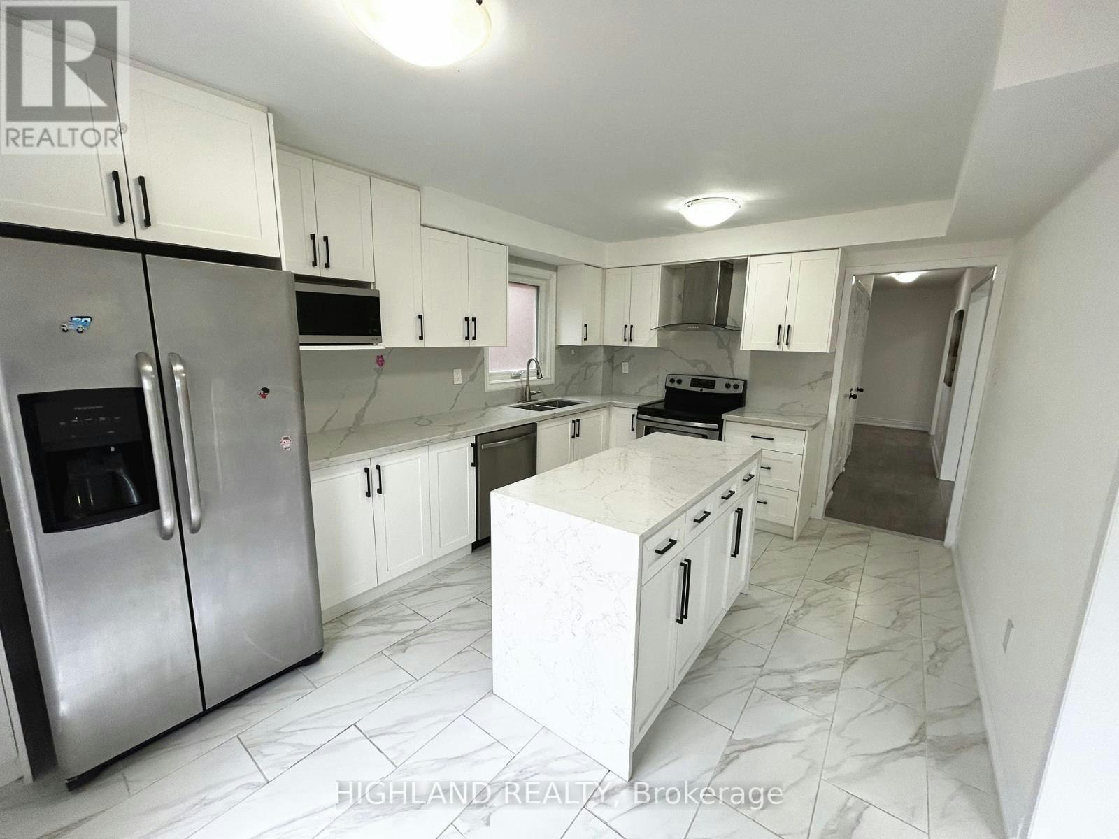 3319 Bertrand Road, Mississauga, ON, L5L 4G2 - 8