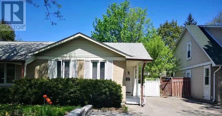 108 Freshmeadow Drive, Toronto, ON, M2H 2P8