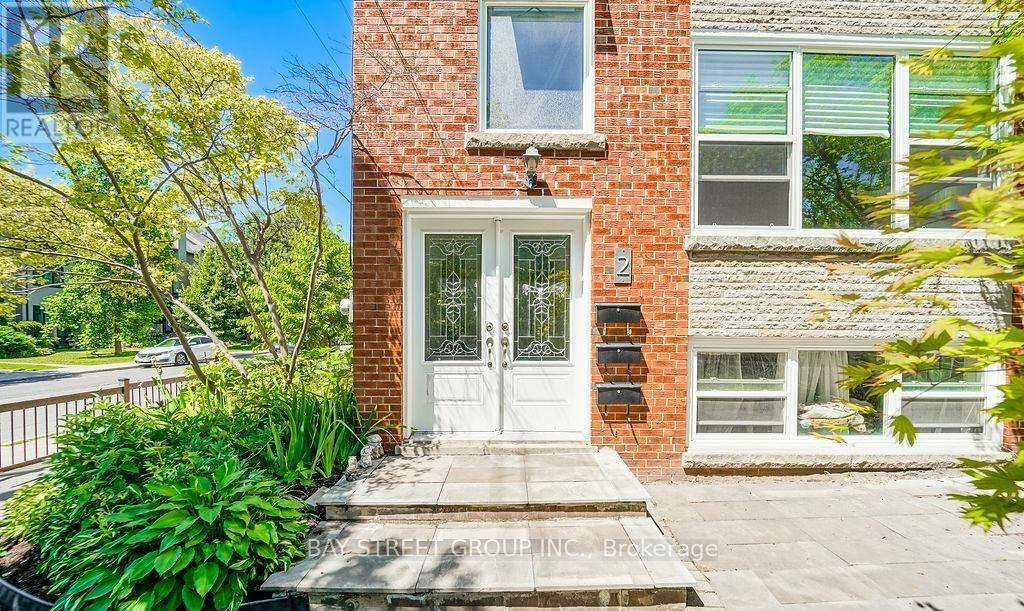 MAIN Floor 2 Rowley Avenue, Toronto, ON, M4P 2S8 - 2