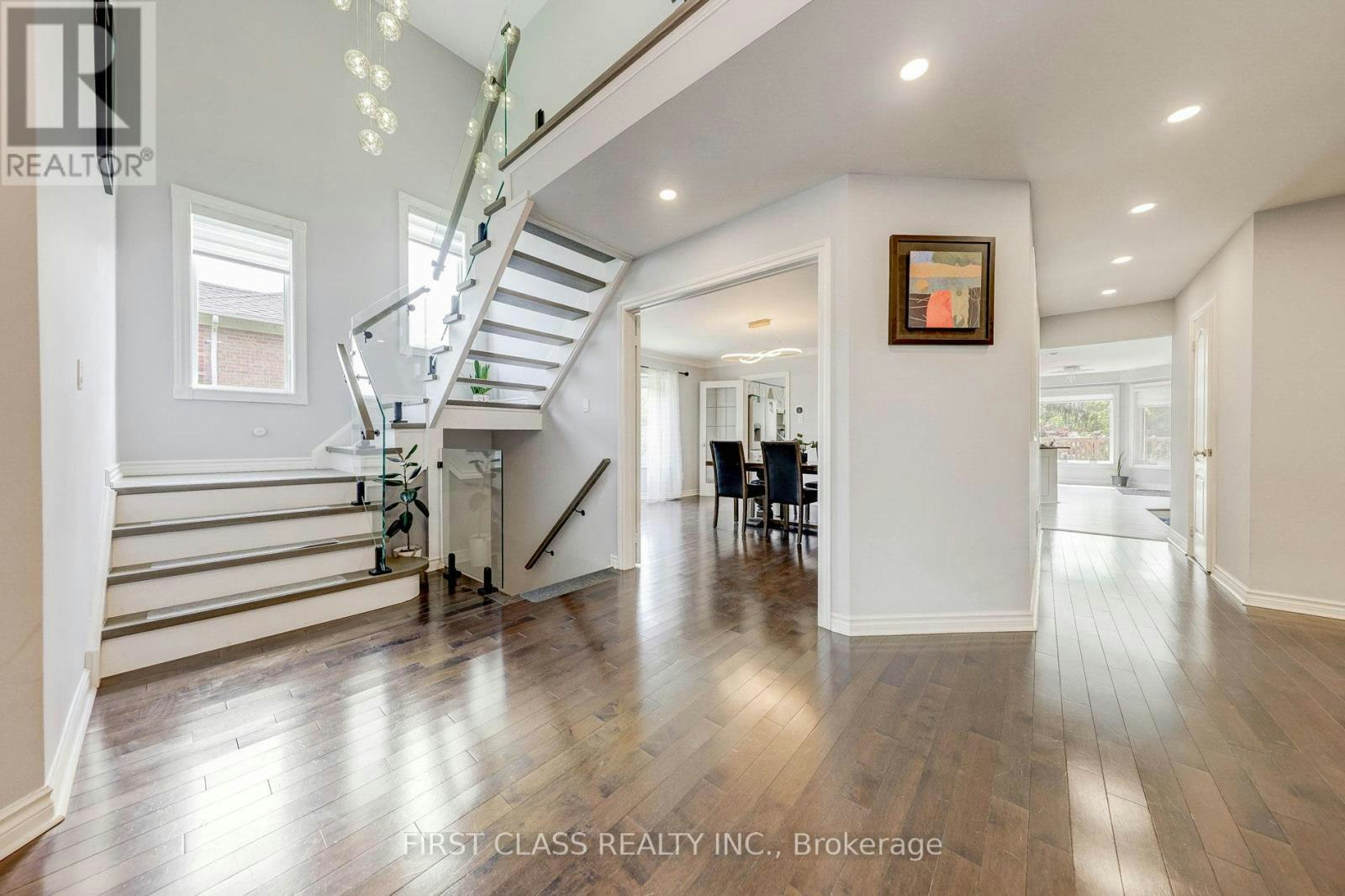 449 Alex Doner Drive, Newmarket, ON, L3X 1C3 - 6