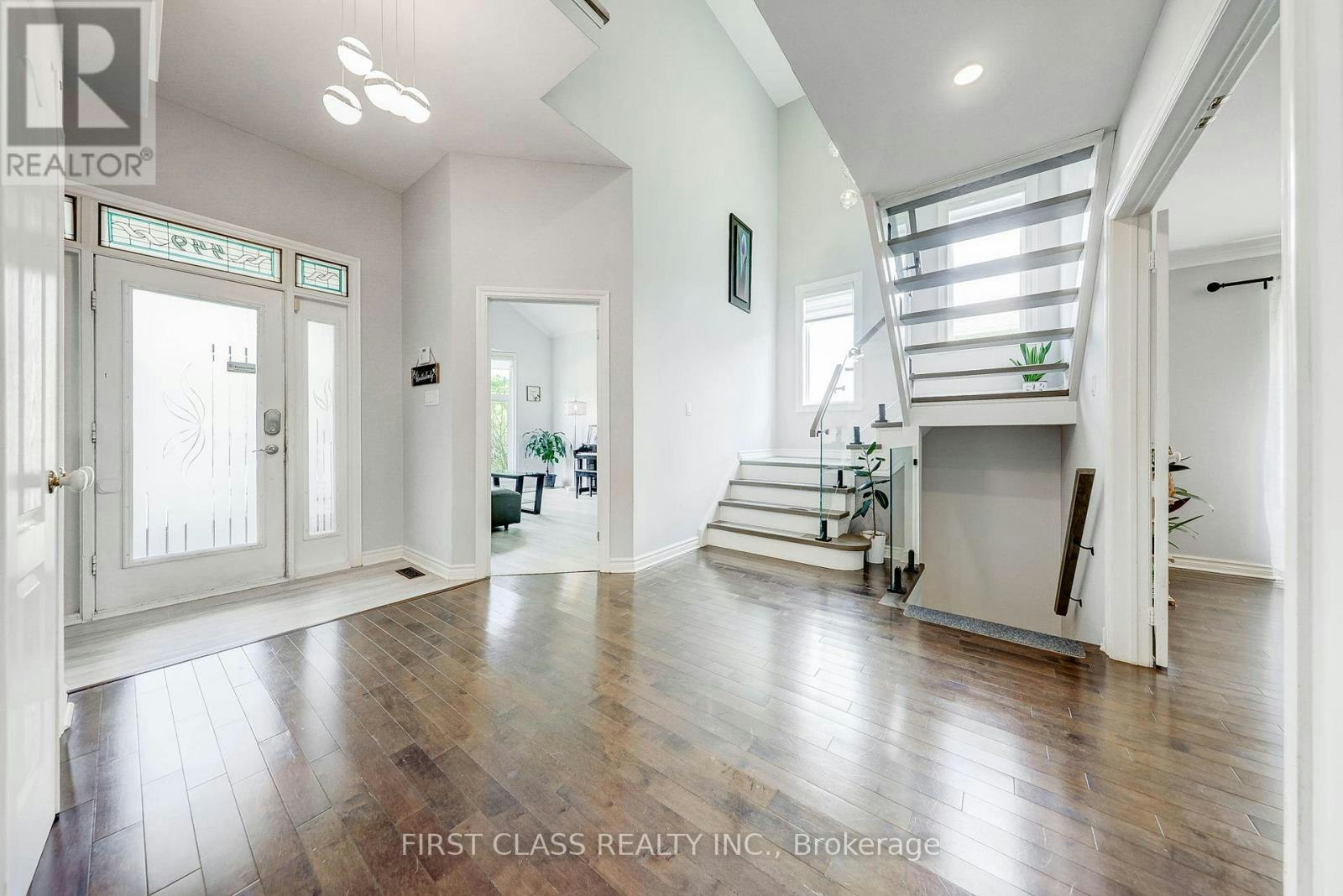 449 Alex Doner Drive, Newmarket, ON, L3X 1C3 - 5
