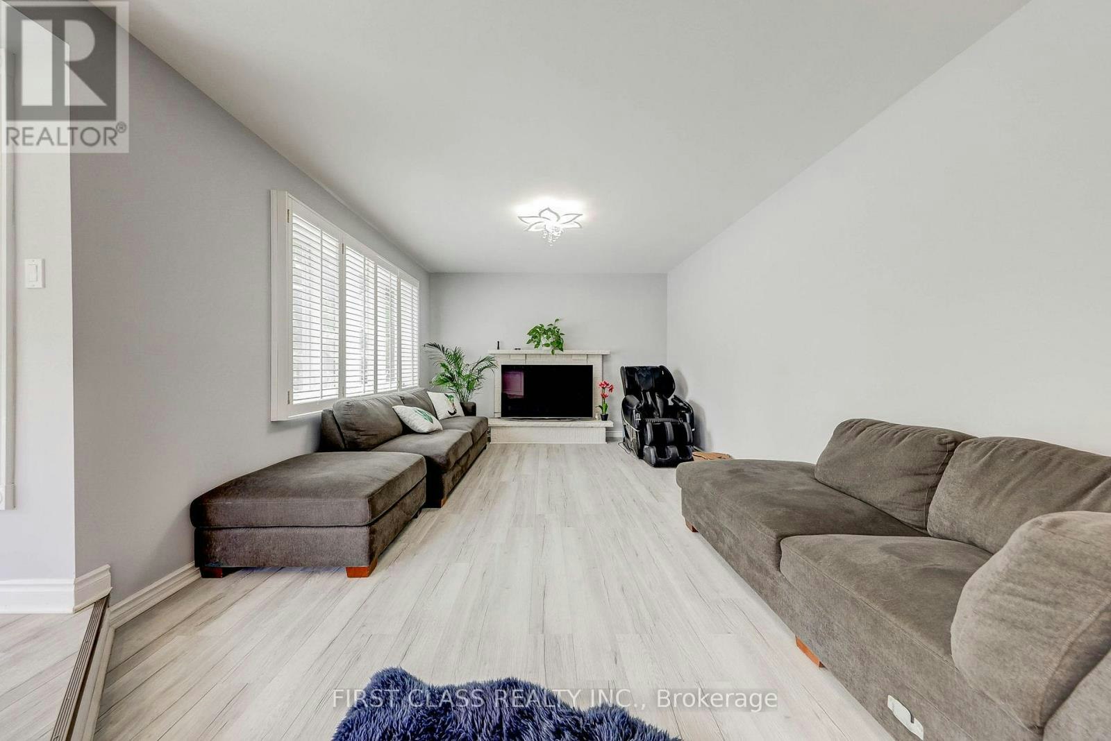449 Alex Doner Drive, Newmarket, ON, L3X 1C3 - 12