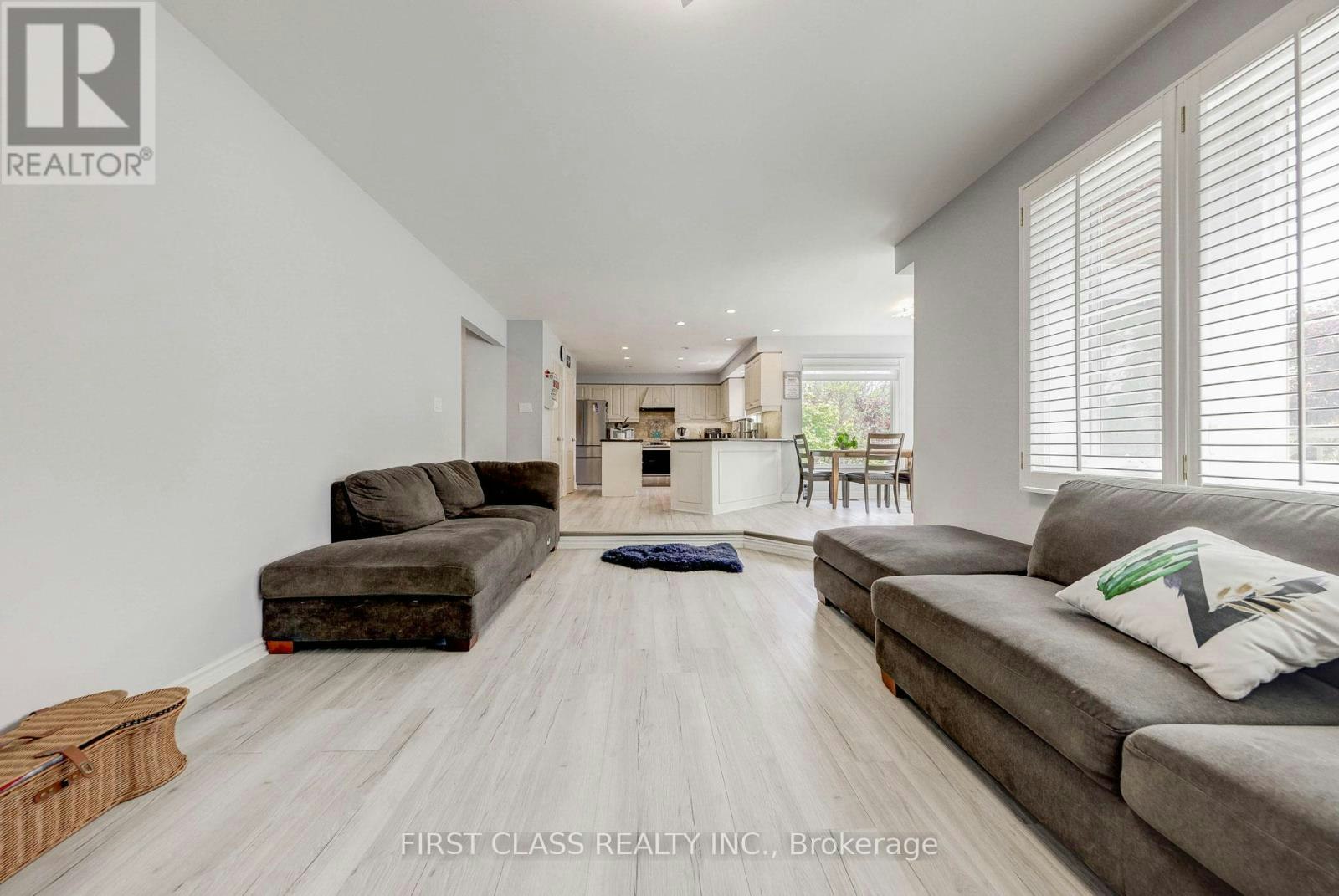 449 Alex Doner Drive, Newmarket, ON, L3X 1C3 - 10