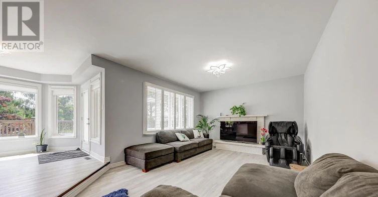 449 Alex Doner Drive, Newmarket, ON, L3X 1C3 - 11