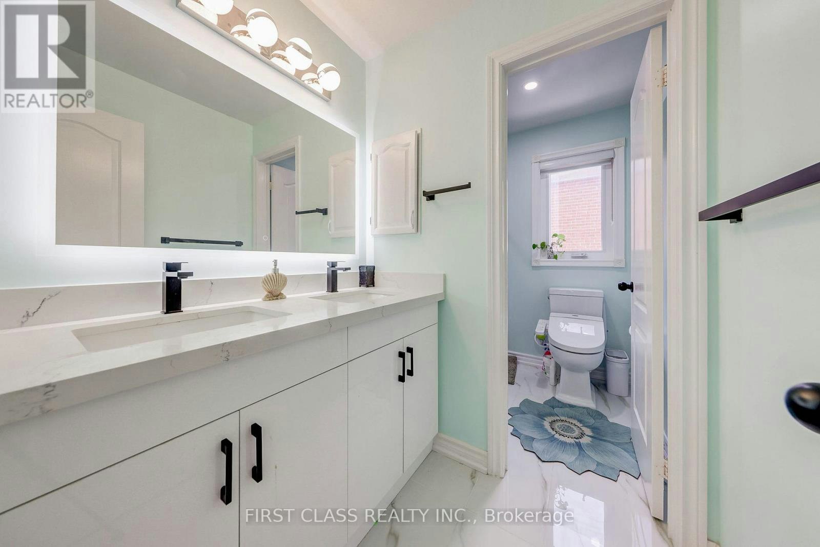 449 Alex Doner Drive, Newmarket, ON, L3X 1C3 - 33