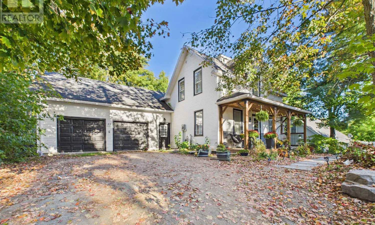 57 Woodward Street