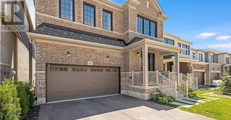 42 Shepherd Drive, Barrie, ON, L9S 2Z4 - 2
