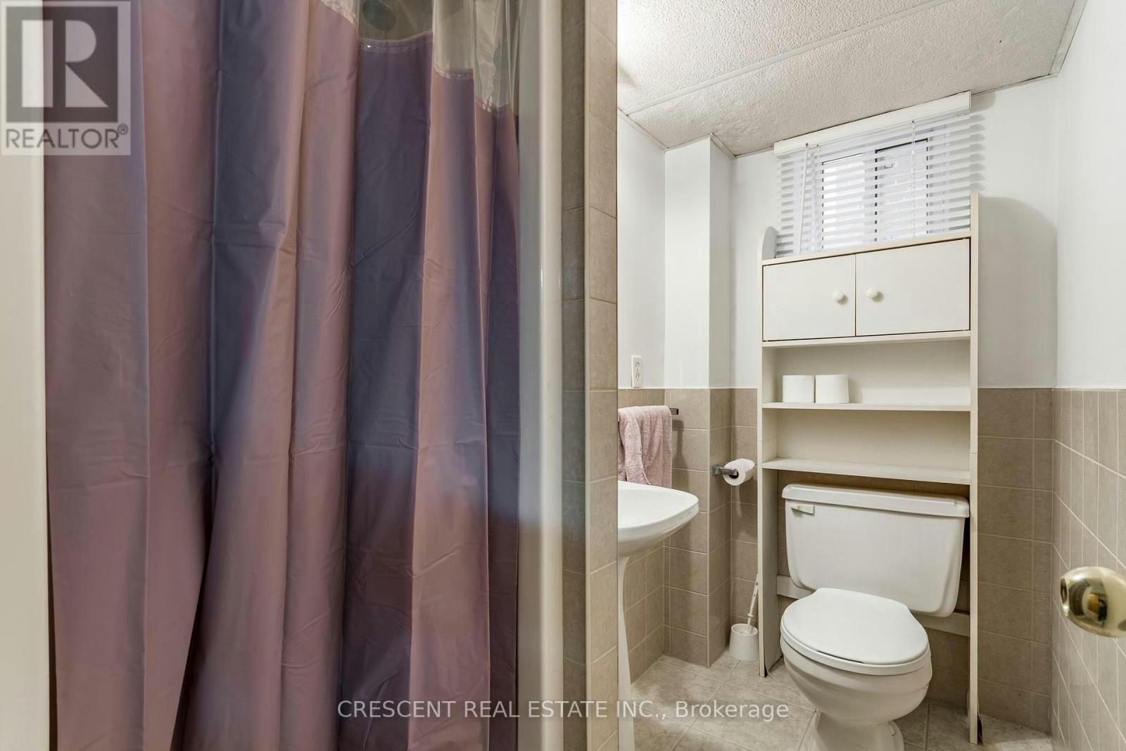 LOWER-14 Claymore Drive, Toronto, ON, M8Z 2R9 - 6