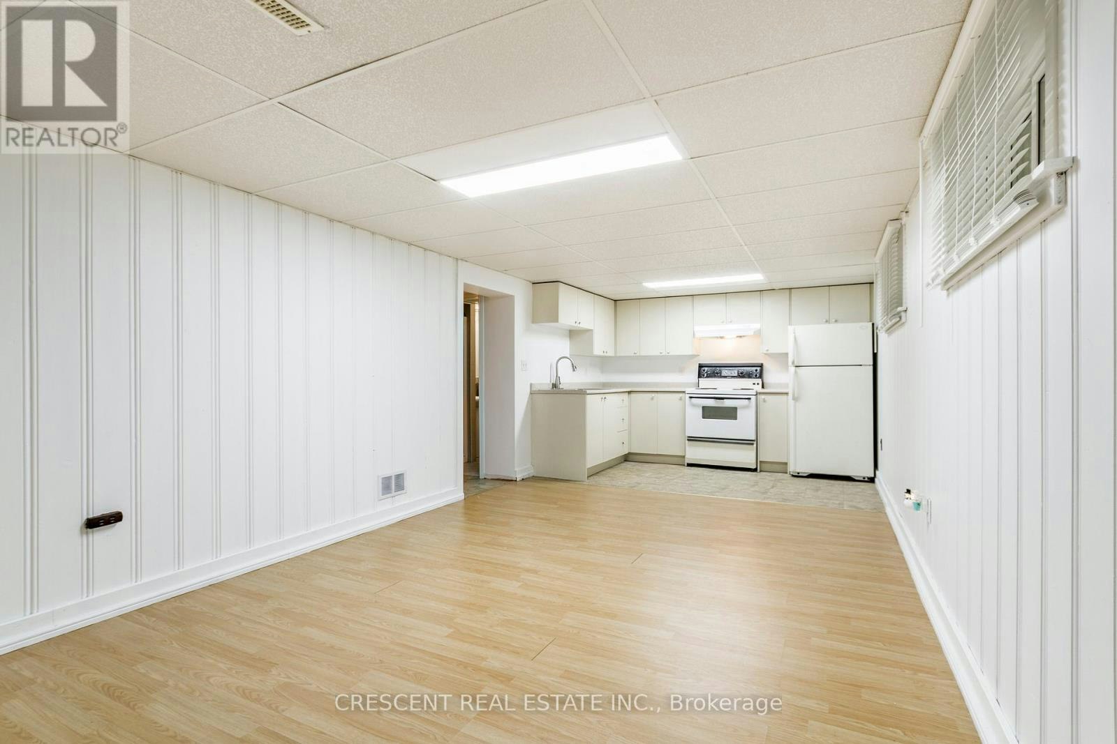 LOWER-14 Claymore Drive, Toronto, ON, M8Z 2R9