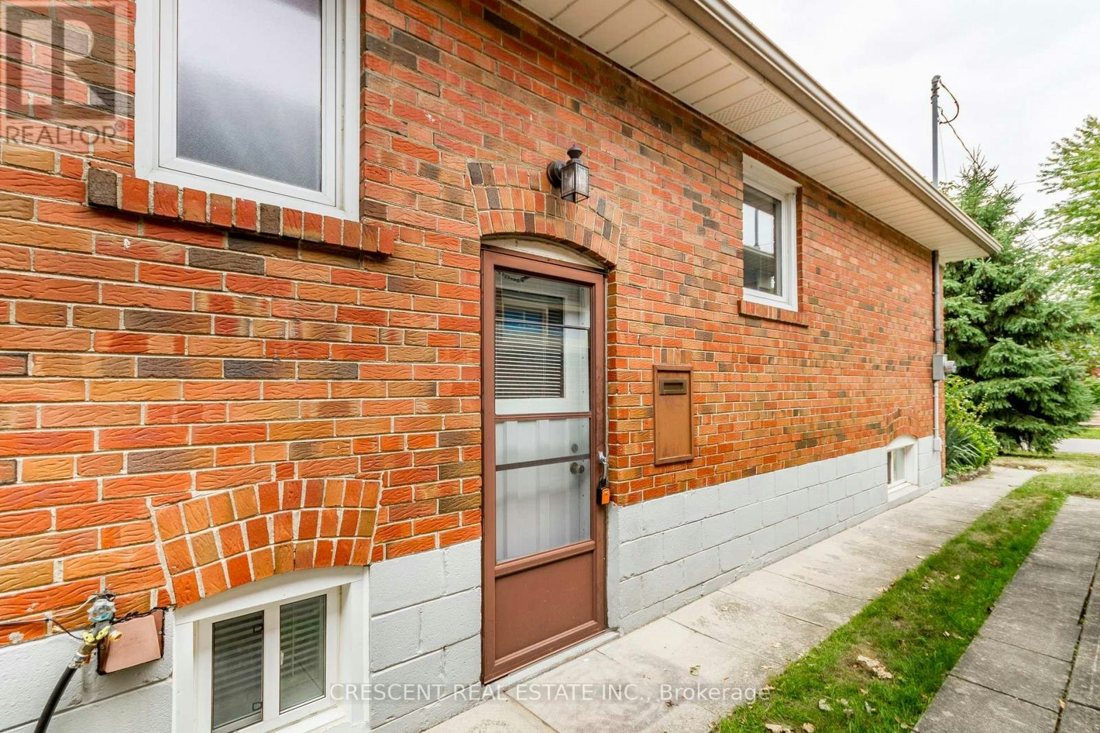 LOWER-14 Claymore Drive, Toronto, ON, M8Z 2R9 - 13