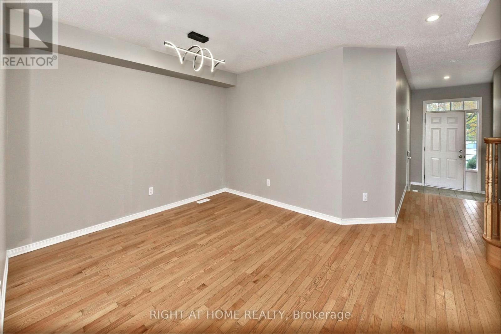 227 Portrush Avenue, Ottawa, ON, K2J 5J6 - 8