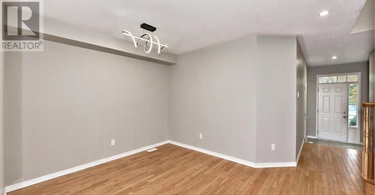 227 Portrush Avenue, Ottawa, ON, K2J 5J6 - 8