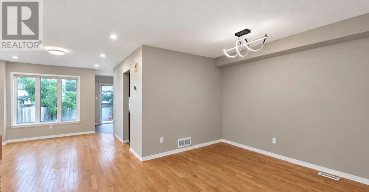 227 Portrush Avenue, Ottawa, ON, K2J 5J6 - 10