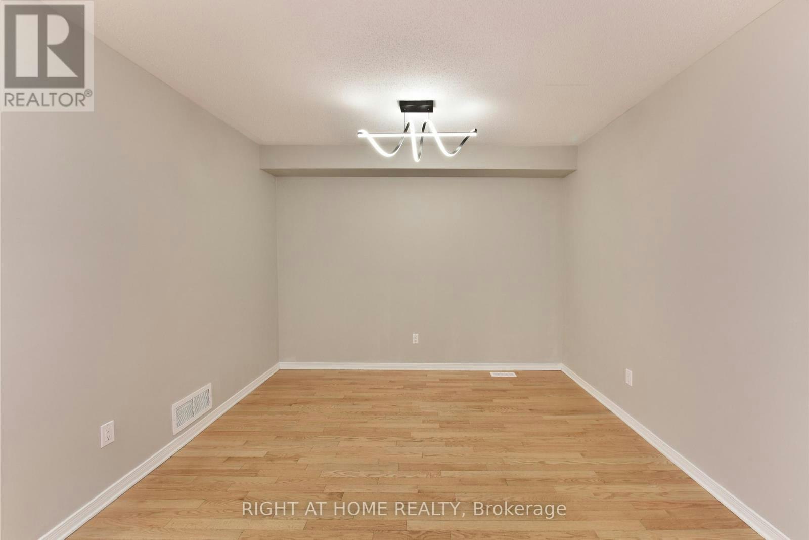227 Portrush Avenue, Ottawa, ON, K2J 5J6 - 9