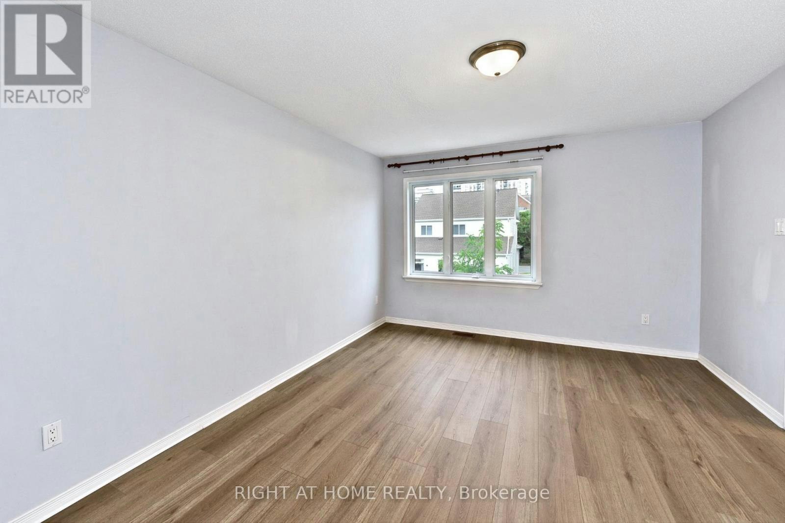 227 Portrush Avenue, Ottawa, ON, K2J 5J6 - 17