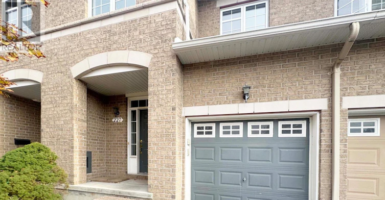227 Portrush Avenue, Ottawa, ON, K2J 5J6 - 4