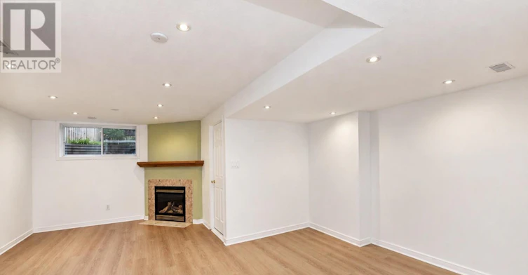 227 Portrush Avenue, Ottawa, ON, K2J 5J6 - 27