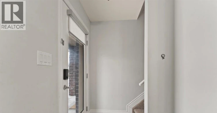 2-204 Beechwood, Lakeshore, ON, N8L 1E2 - 2