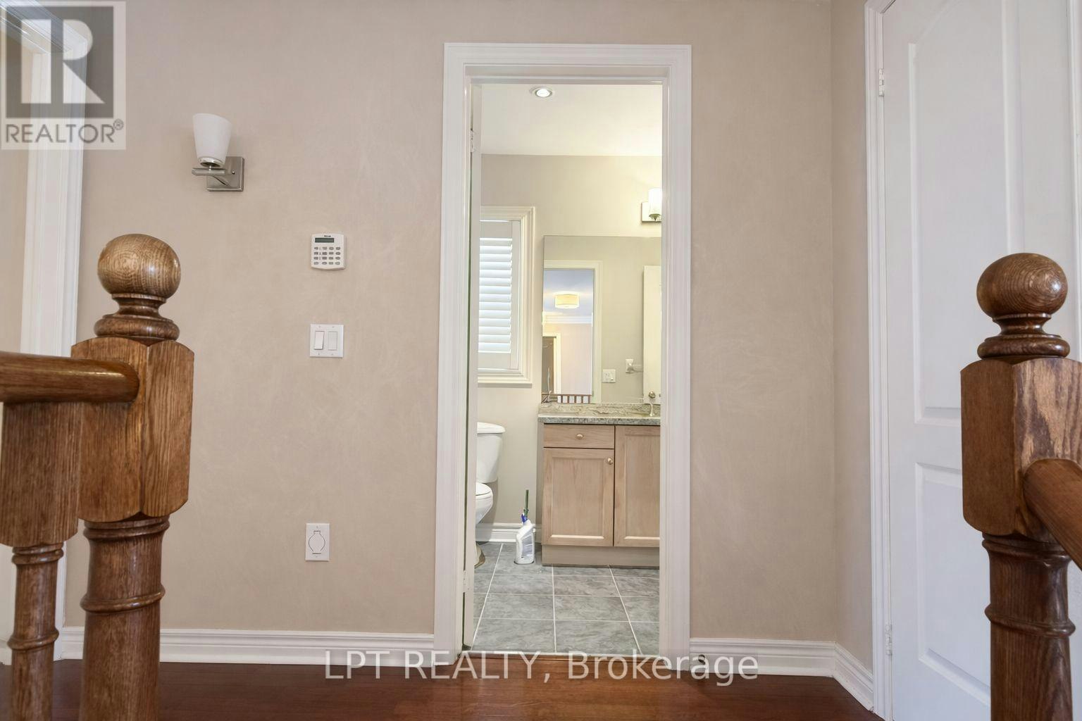 58 Angus Glen Boulevard, Markham, ON, L6C 1Z3 - 11