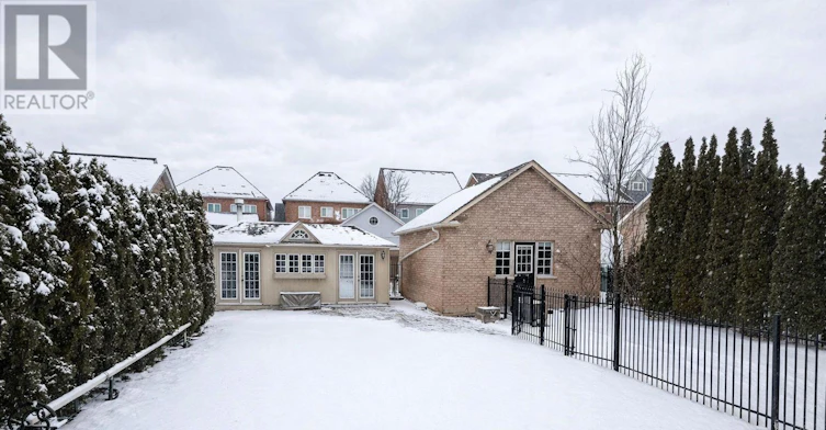 58 Angus Glen Boulevard, Markham, ON, L6C 1Z3 - 10