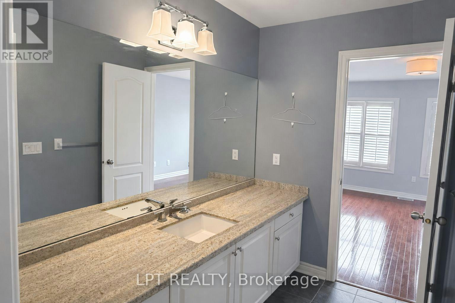 58 Angus Glen Boulevard, Markham, ON, L6C 1Z3 - 18