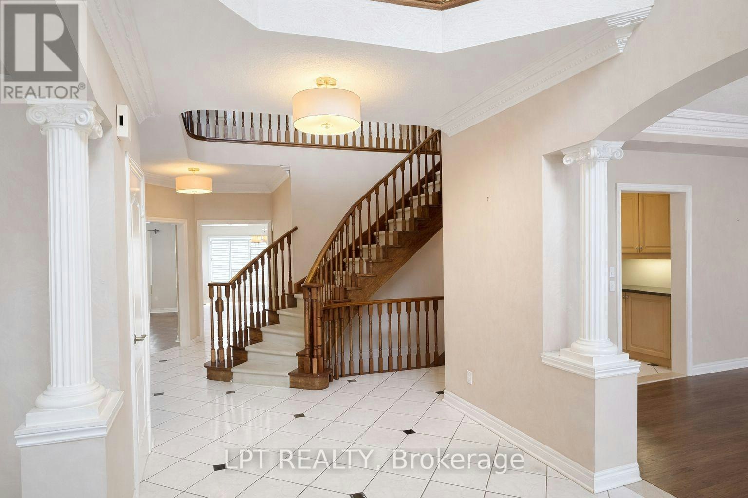 58 Angus Glen Boulevard, Markham, ON, L6C 1Z3 - 6