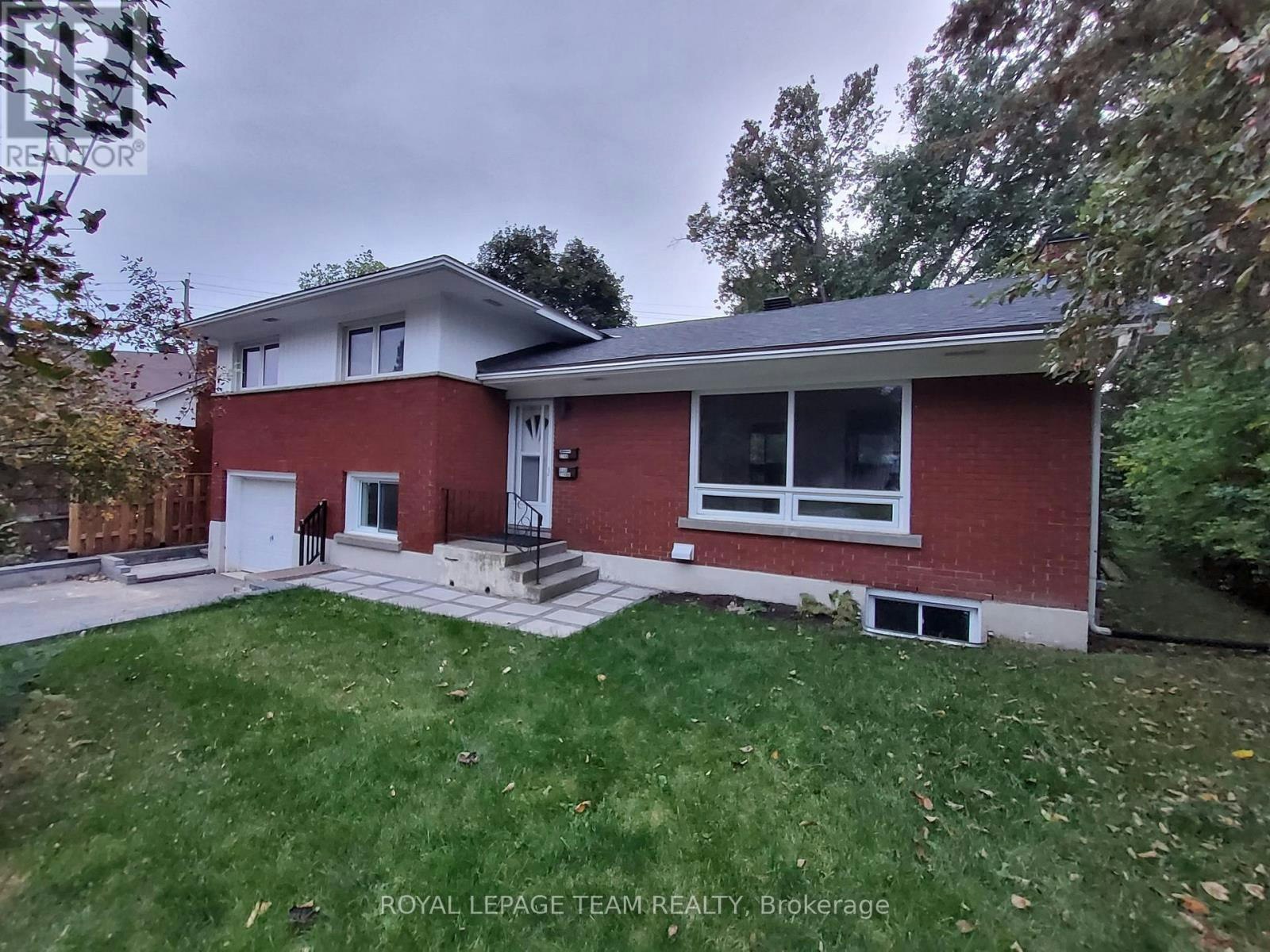 A-2748 Moncton Road, Ottawa, ON, K2B 7W1 4