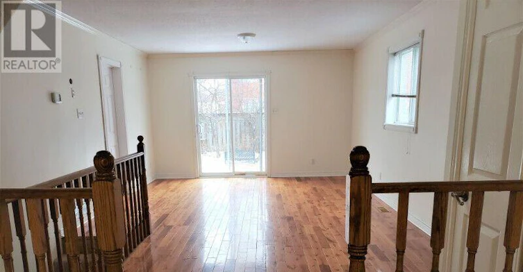 11 Violet Street, Barrie, ON, L4N 9N1 - 7
