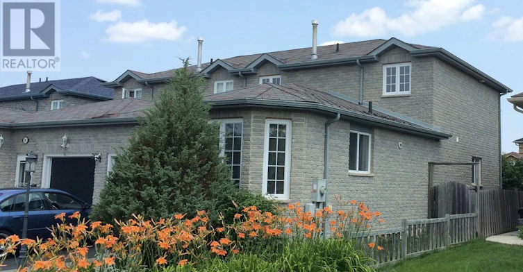 11 Violet Street, Barrie, ON, L4N 9N1 - 2