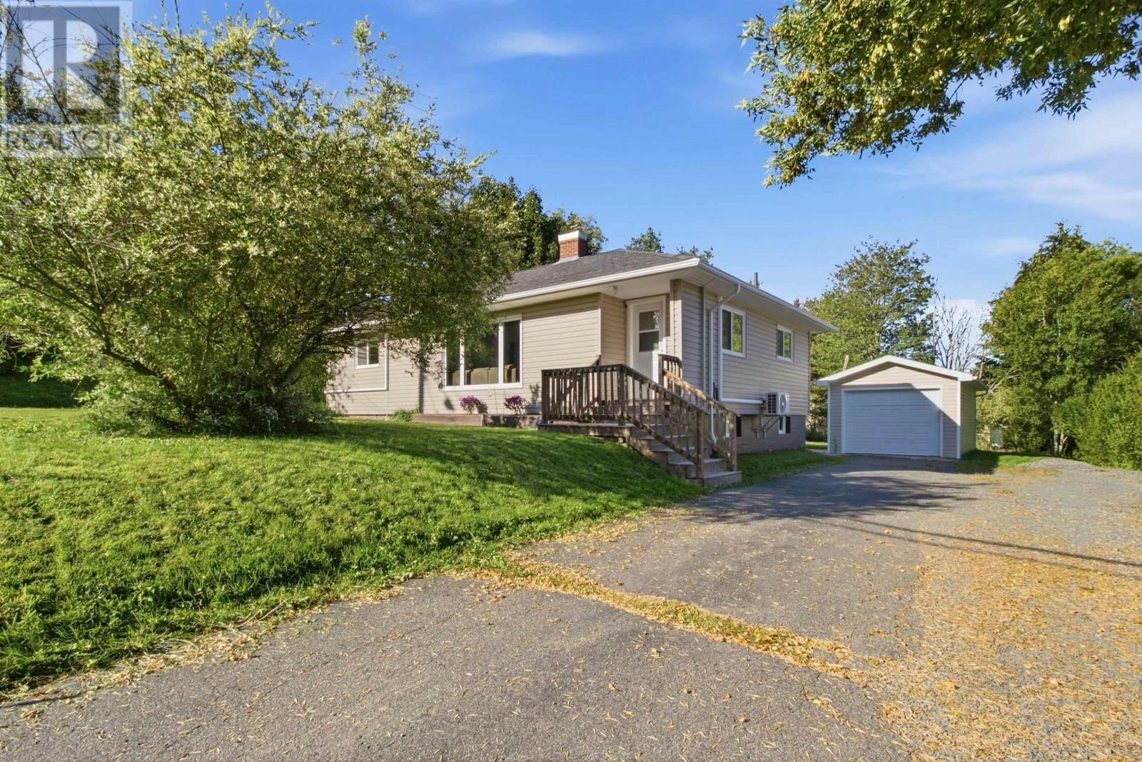 122 Campbell Avenue, Windsor, NS, B0N 2T0
