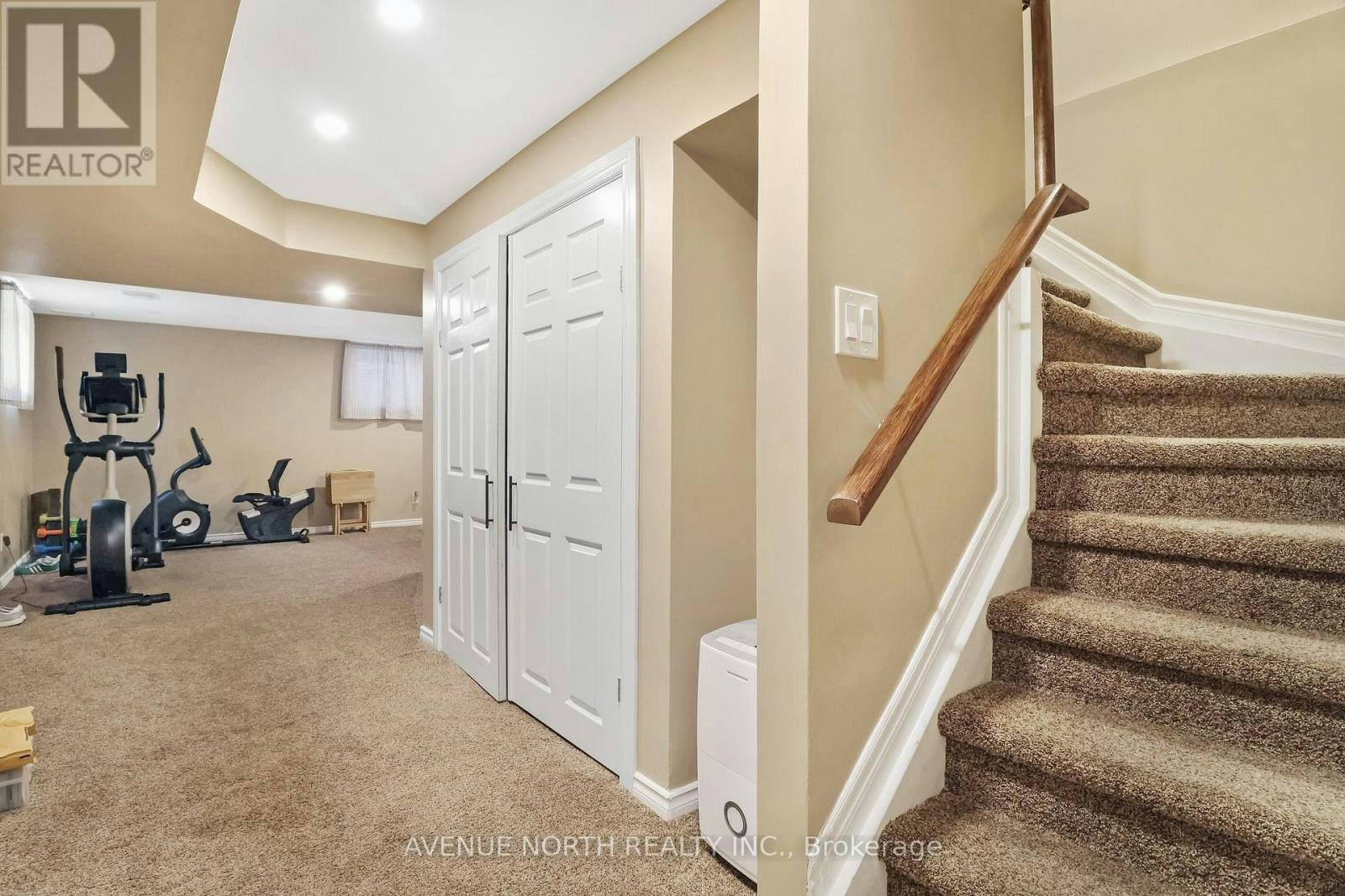 400 Meadowhawk Crescent, Ottawa, ON, K2J 5W7 - 21