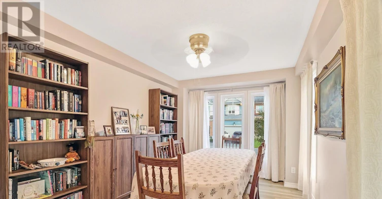 400 Meadowhawk Crescent, Ottawa, ON, K2J 5W7 - 5