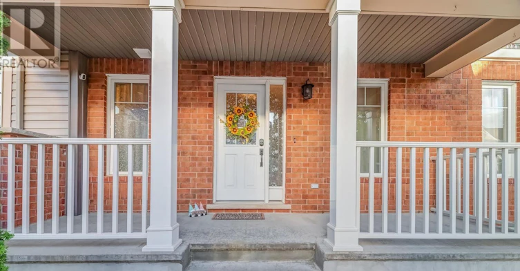 400 Meadowhawk Crescent, Ottawa, ON, K2J 5W7 - 3