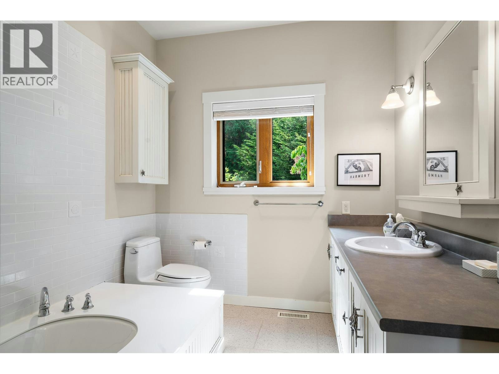 2-37 Salamanca Road, Galiano Island, BC, V0N 1P0 - 12
