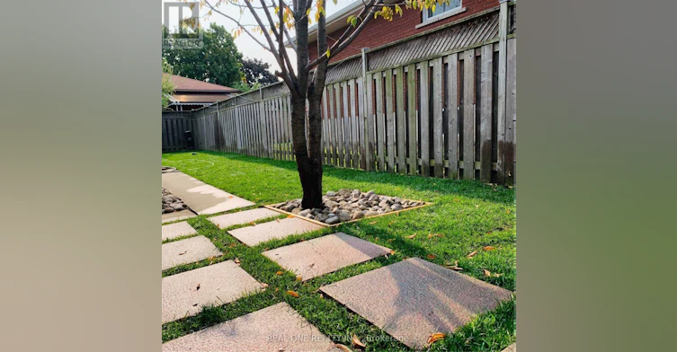 UPPER-41 Marlowe Drive, Hamilton, ON, L9C 2H7 - 25