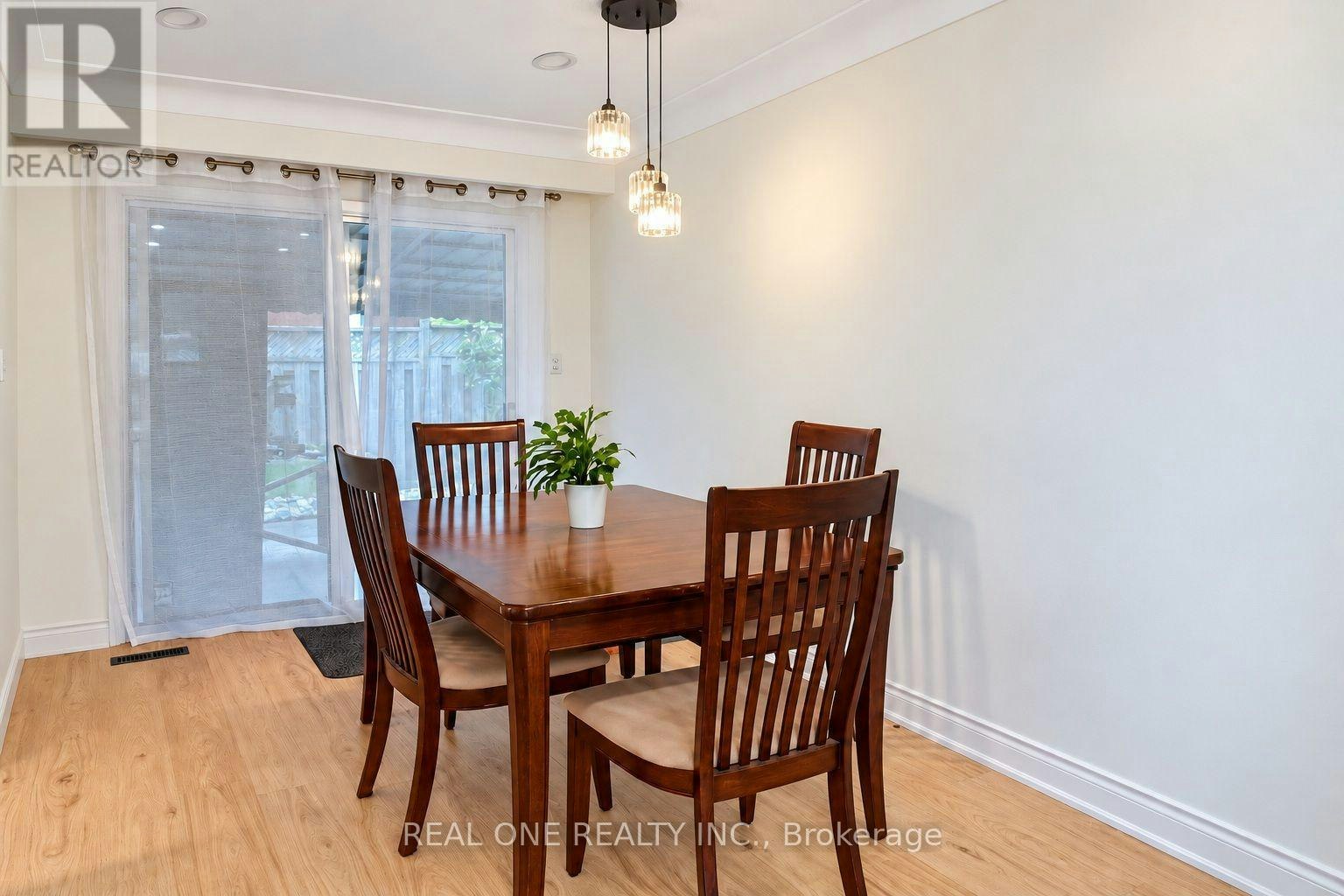 UPPER-41 Marlowe Drive, Hamilton, ON, L9C 2H7 - 15