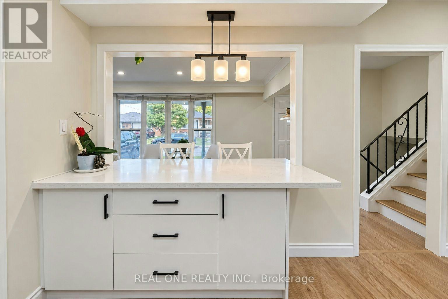 UPPER-41 Marlowe Drive, Hamilton, ON, L9C 2H7 - 11