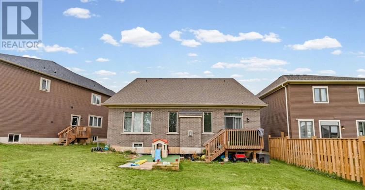 10 Oriole Crescent, Port Colborne, ON, L3K 6E2 - 6