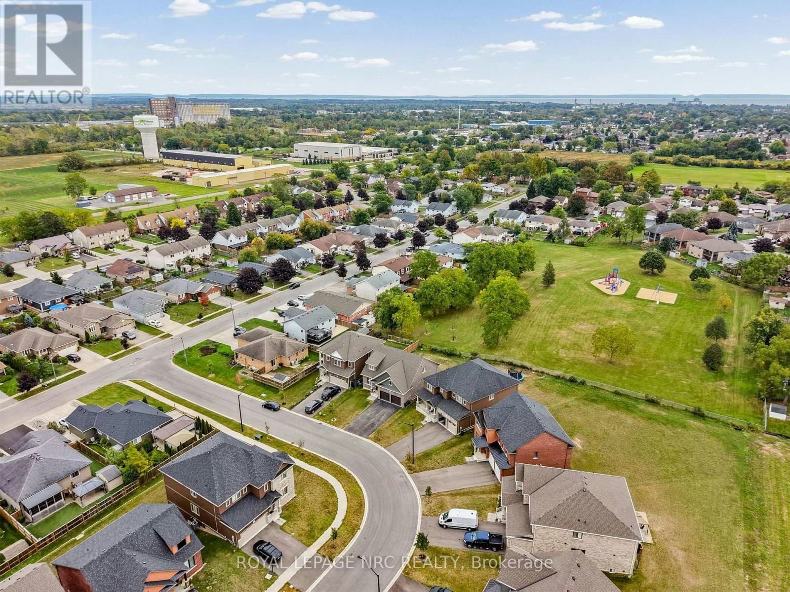 10 Oriole Crescent, Port Colborne, ON, L3K 6E2 - 10