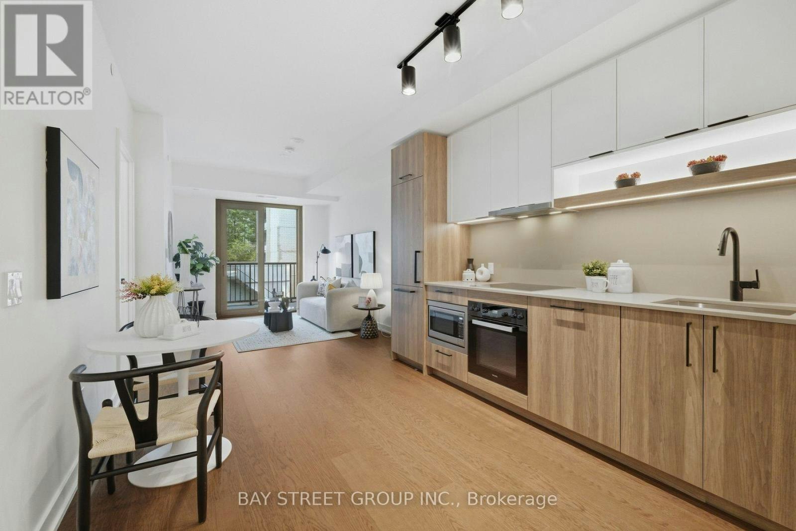 639-91 Montclair Avenue, Toronto, ON, M5P 0B1 - 7