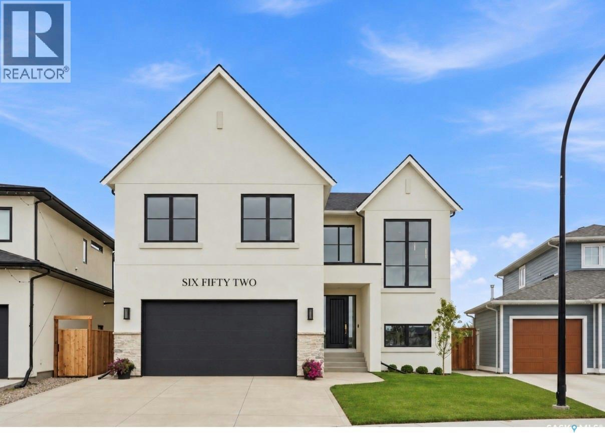 652 Pepper Bend, Saskatoon, SK, S7V 1T3