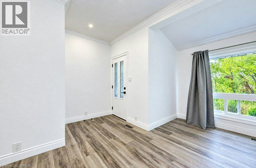 1-65 Broadway Street W, Brant, ON, N3L 2S7 - 7