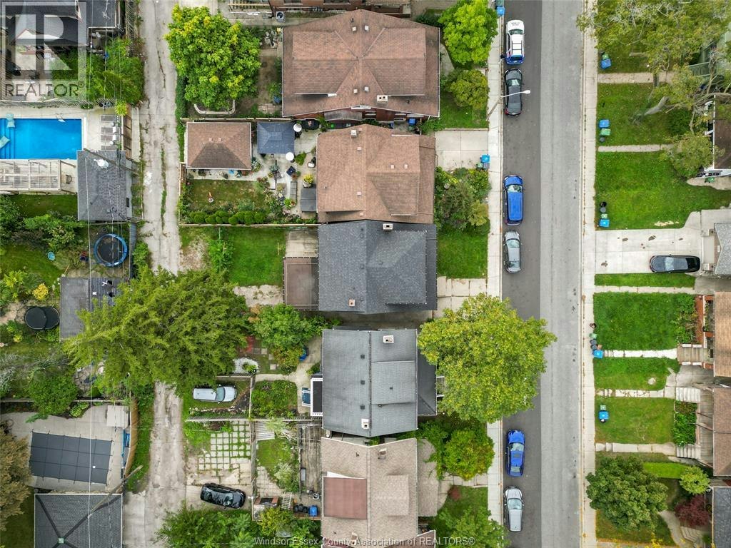 MAIN-1076 Dougall Avenue, Windsor, ON, N9A 4R5 - 27