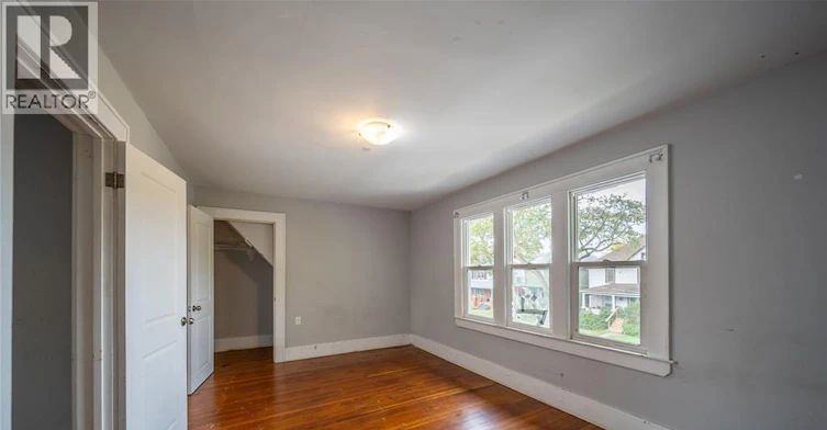 MAIN-1076 Dougall Avenue, Windsor, ON, N9A 4R5 - 17